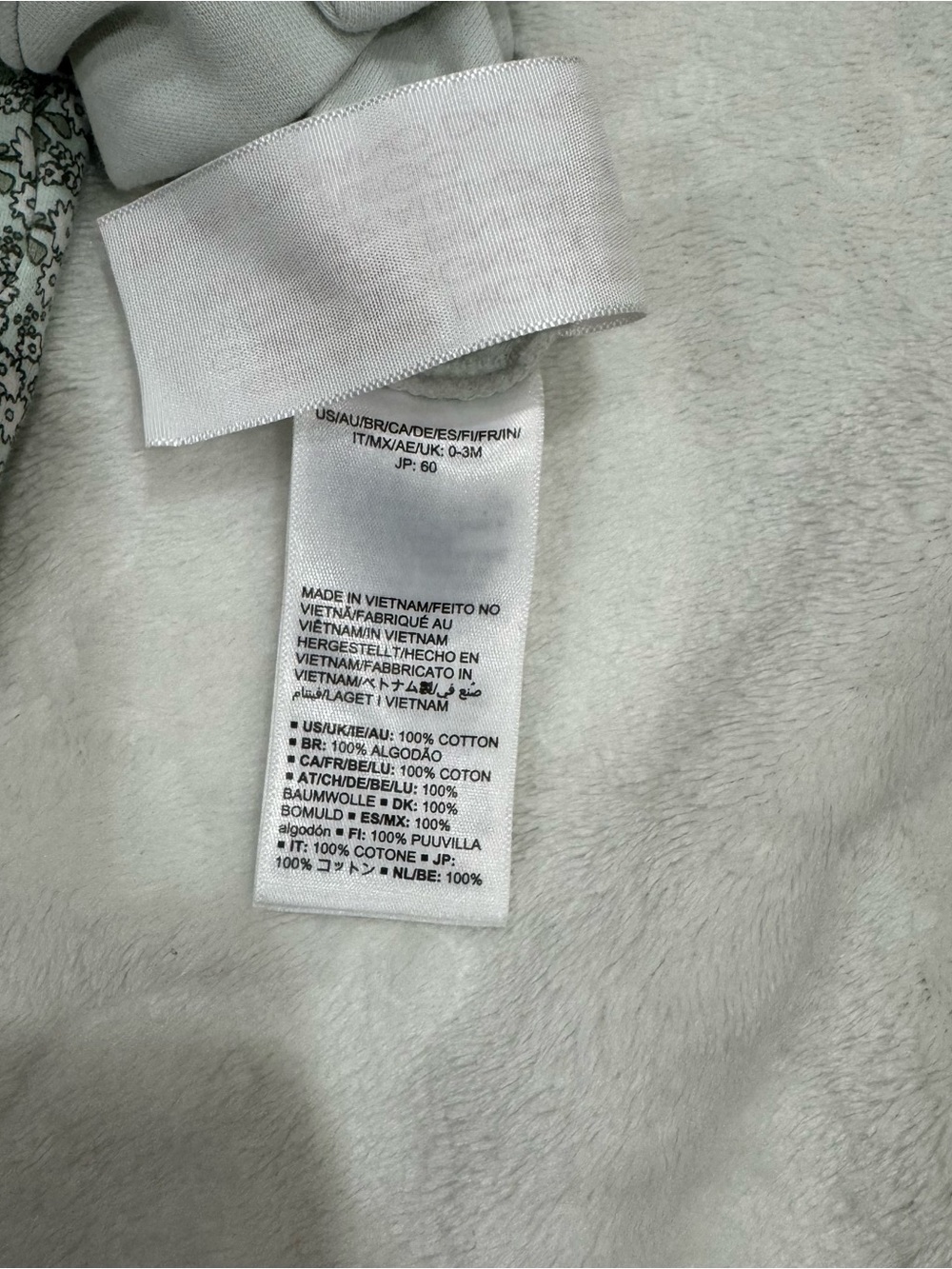 Amazon Essentials Sofia Grainge Baby Rompers - Picture 3 of 3